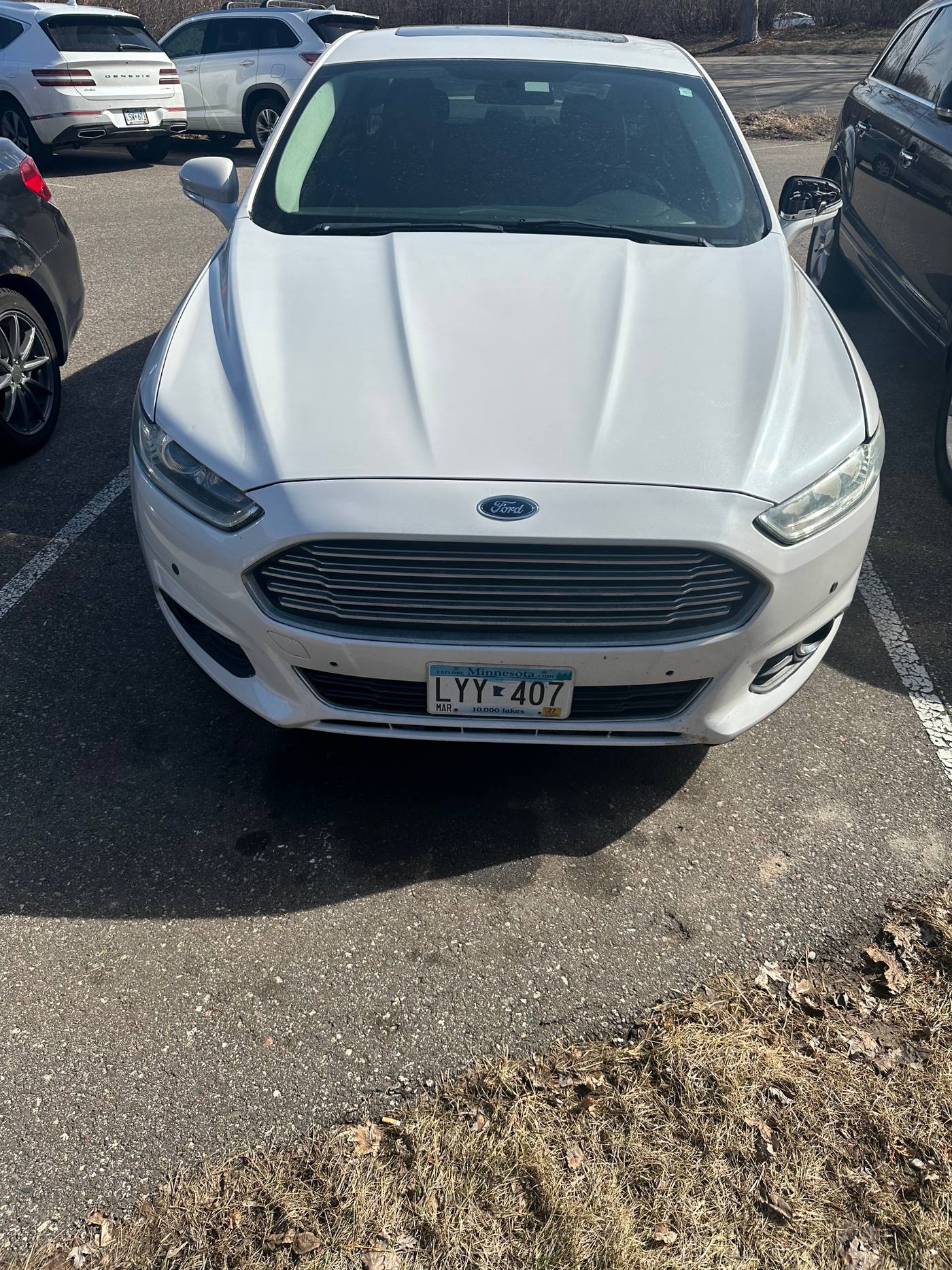 2013 Ford Fusion FWD photo 1