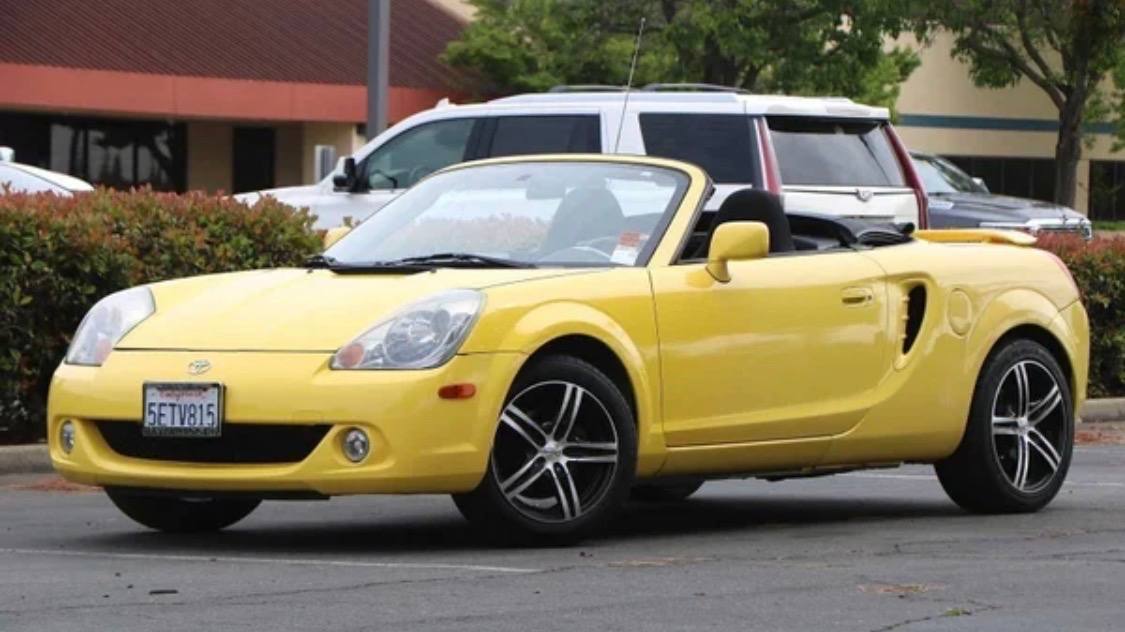 2003 Toyota MR2 photo 1