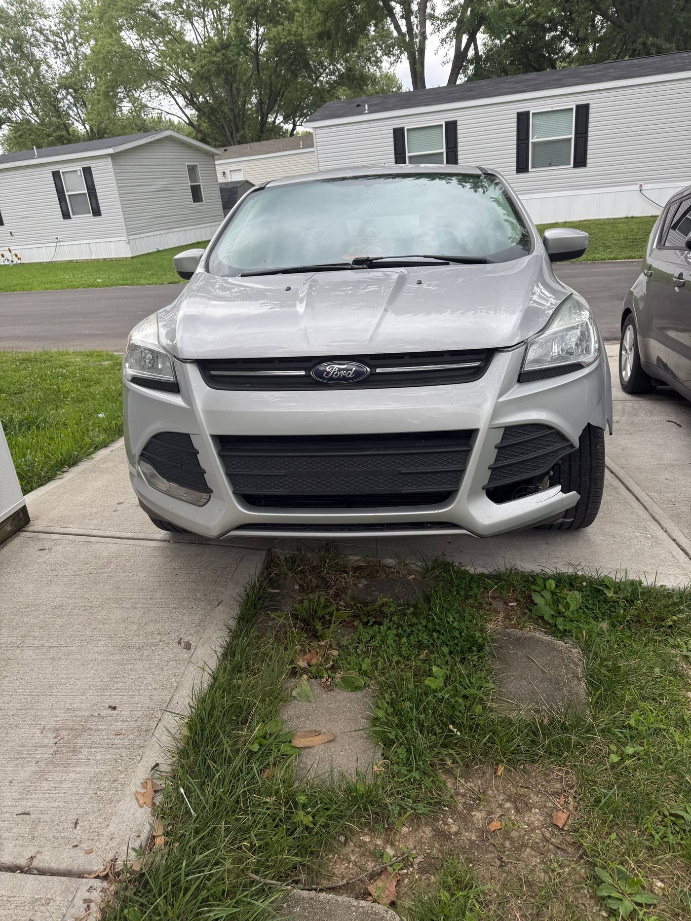 2016 Ford Escape FWD photo 1