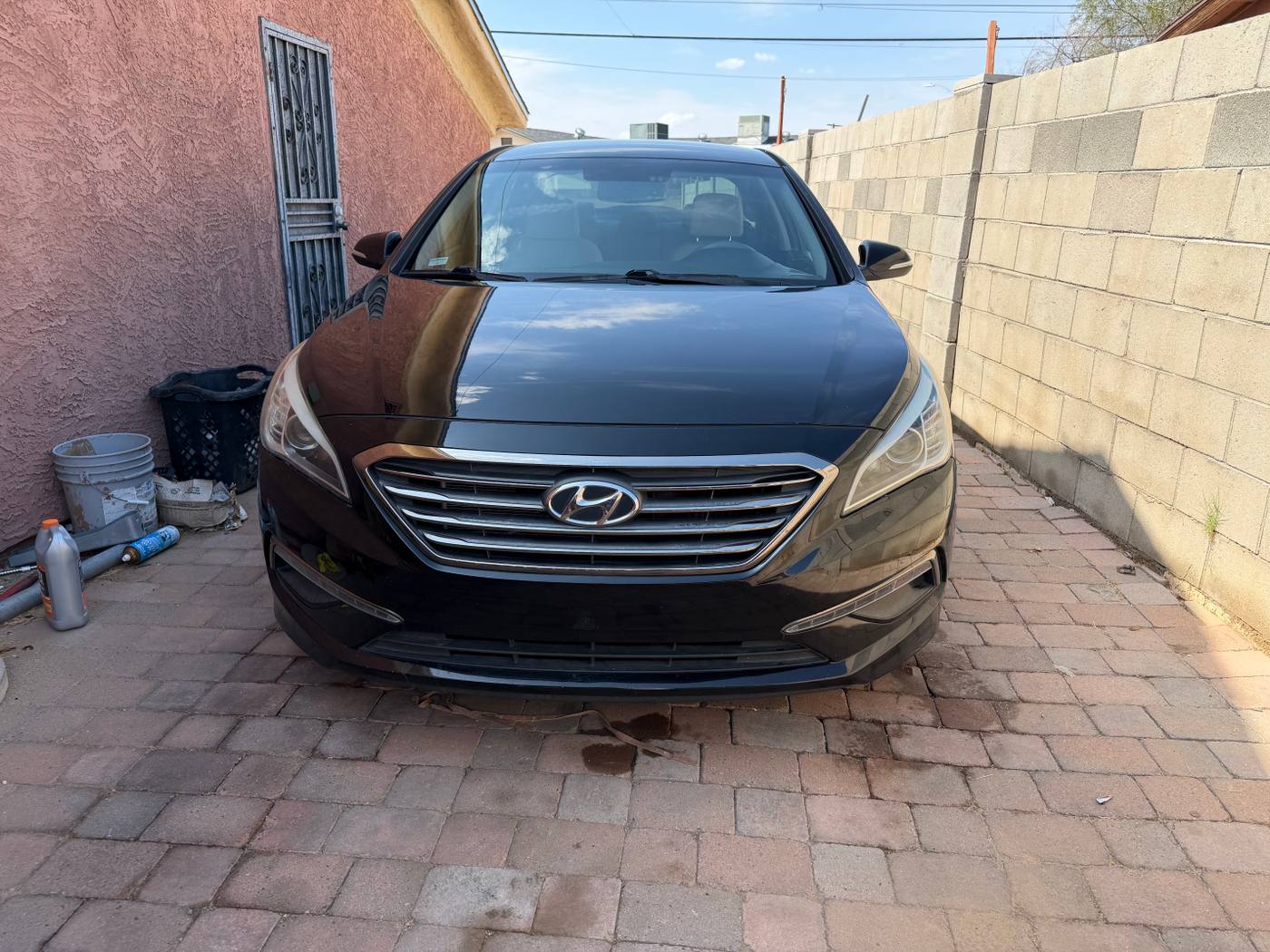 2016 Hyundai Sonata photo 1