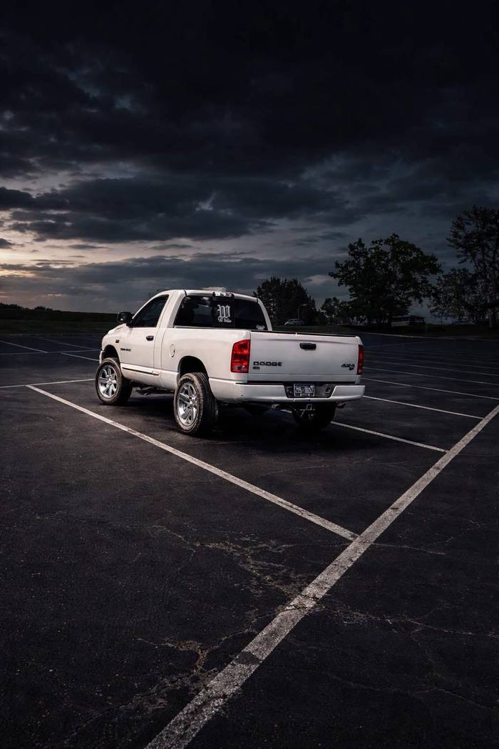 2004 Dodge Ram 1500 Pickup 4WD for sale