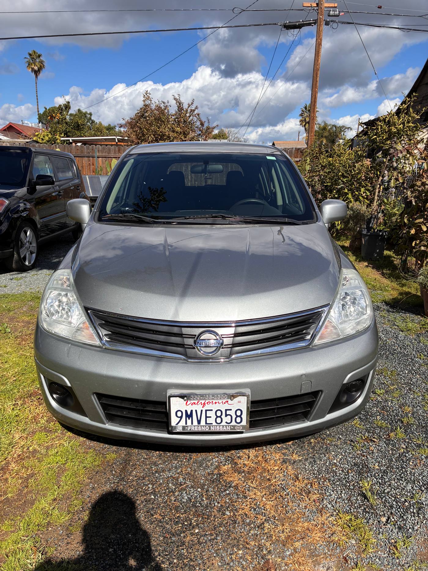 2012 Nissan Versa photo 1